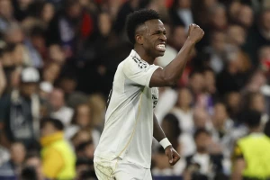 Dodao je gas, zvižduke pretvorio u aplauze i sada nedostaje još samo jedno